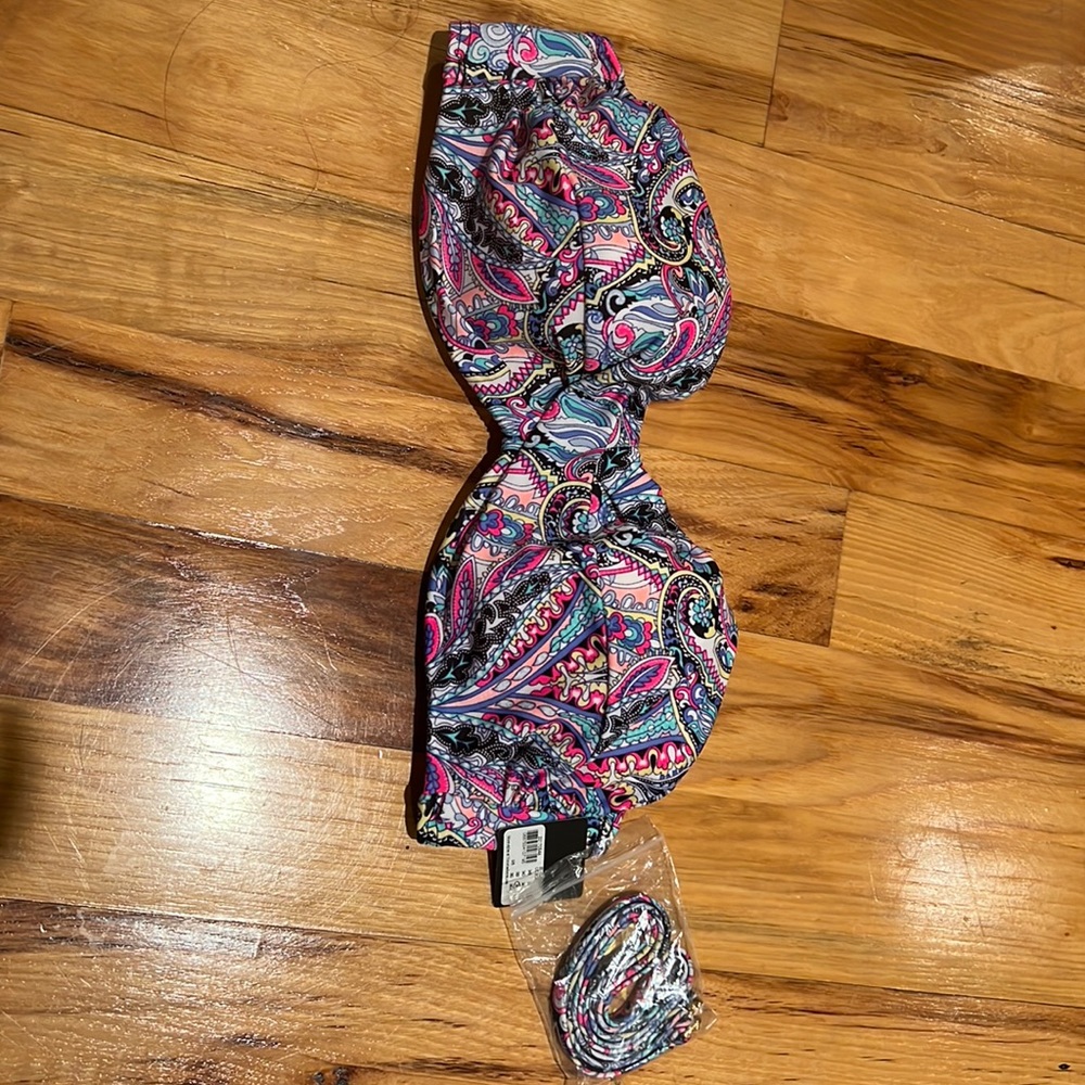 Victoria Secret top NWT 36C bikini top